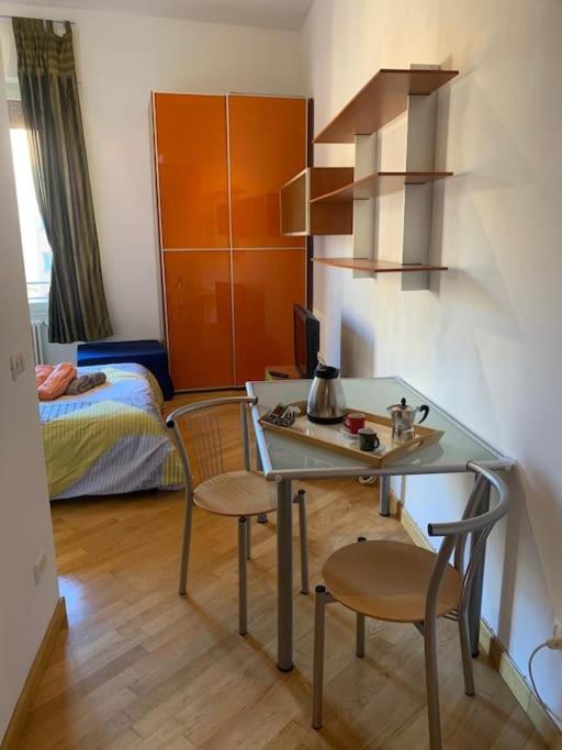 Central Flat Beetwen Centre And Railway Station!! Μπολόνια Εξωτερικό φωτογραφία